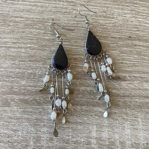 NWOT🖤Silver Earrings w Freshwater Pearls/Onyx